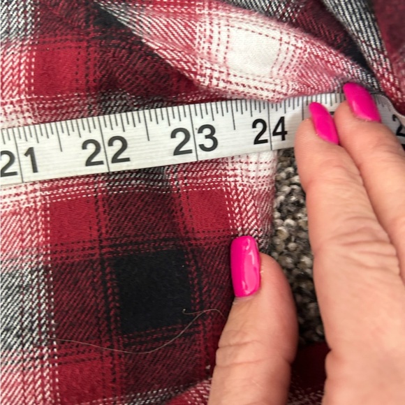 American Eagle 100% cotton red, black, white Plaid Hooded Shirt size large - Picture 4 of 7